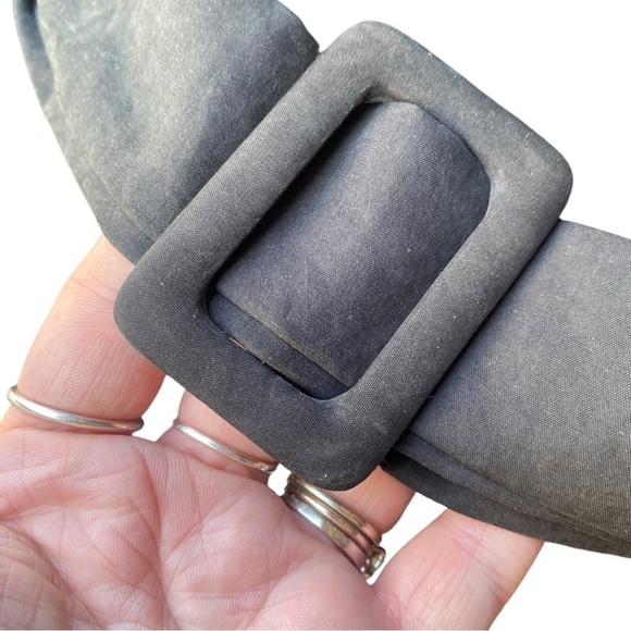 Yoyo's Studed Shoulder Jacket Blouse I Size: L - Picture 7 of 15